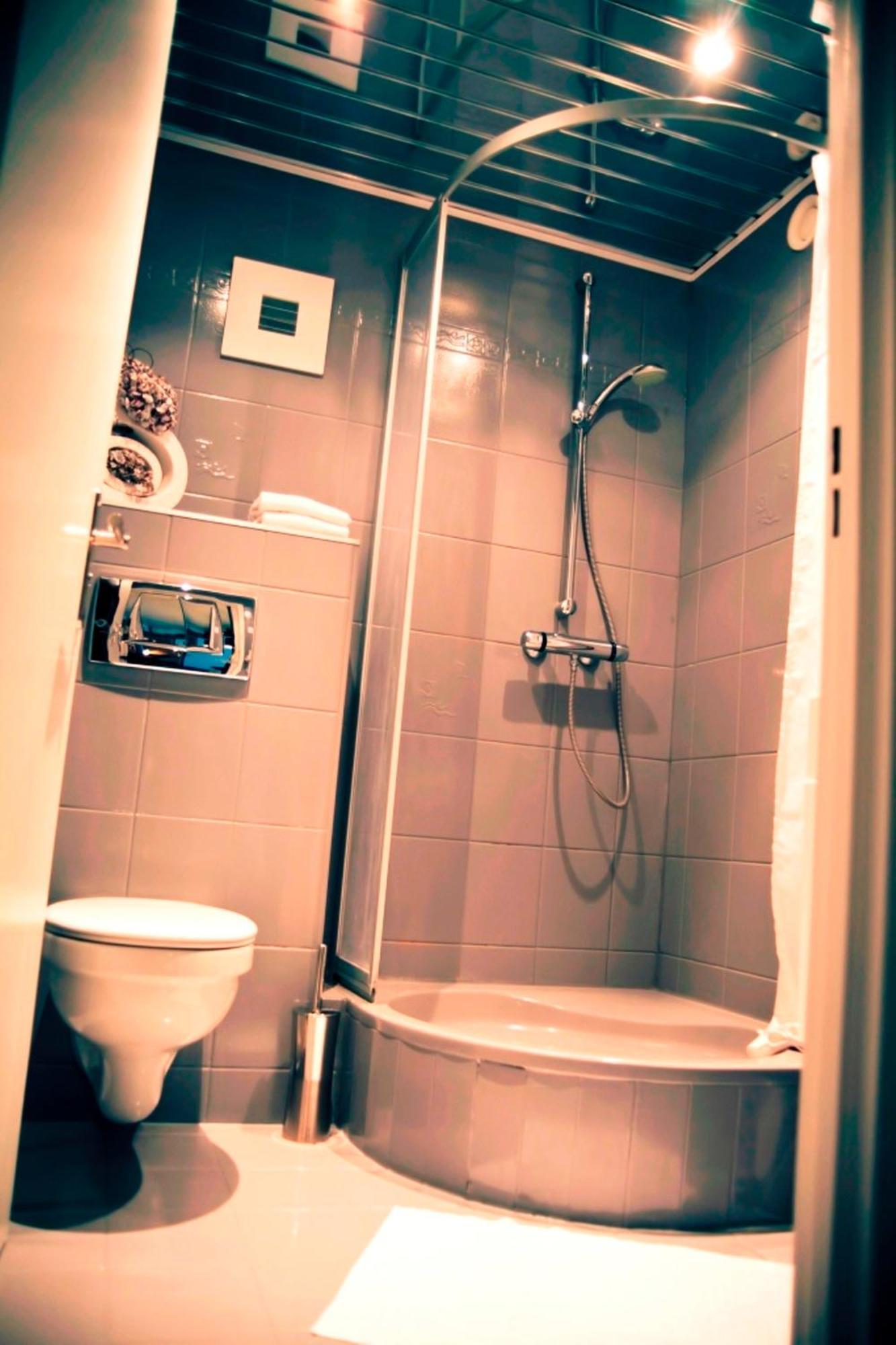 Dm Hotel フォルバック エクステリア 写真