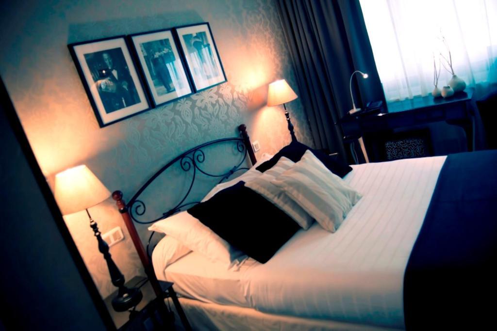 Dm Hotel フォルバック 部屋 写真