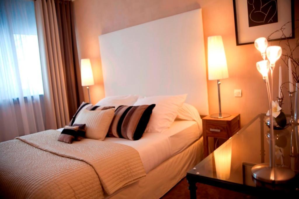 Dm Hotel フォルバック 部屋 写真